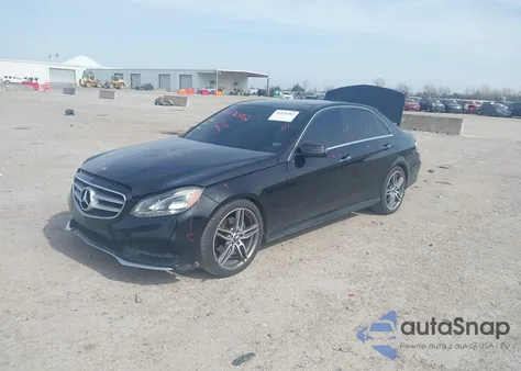 2014 Mercedes-Benz E 350 z USA, uszkodzony, nr VIN WDDHF5KB8EA832044